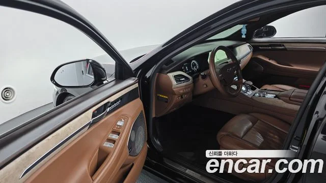 2019 Genesis G90