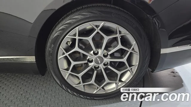 2021 Genesis G80 (RG3)